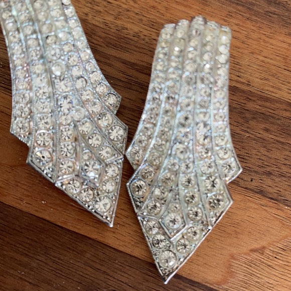 Vintage Carolee Large Art Deco Clip On Earrings - Picture 6 of 6